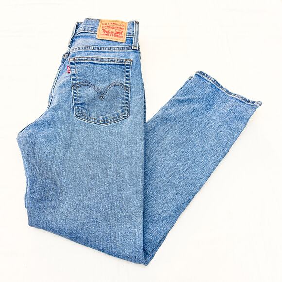 Levi's Wedgie Straight Button Fly Denim Jeans Medium Wash SIze 28 - Picture 9 of 9